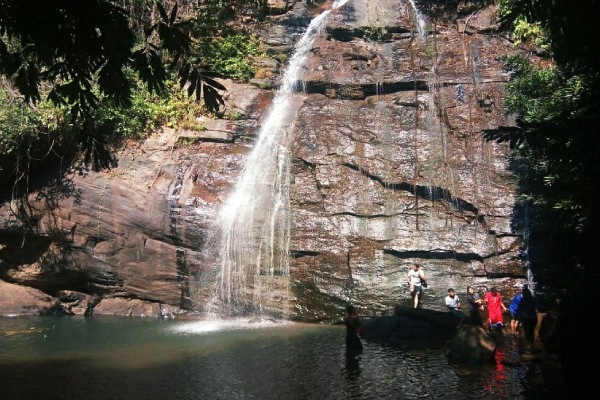 Deojhar Waterfall Narasinghpur – A Hidden Green Escape Near Bhubaneswar